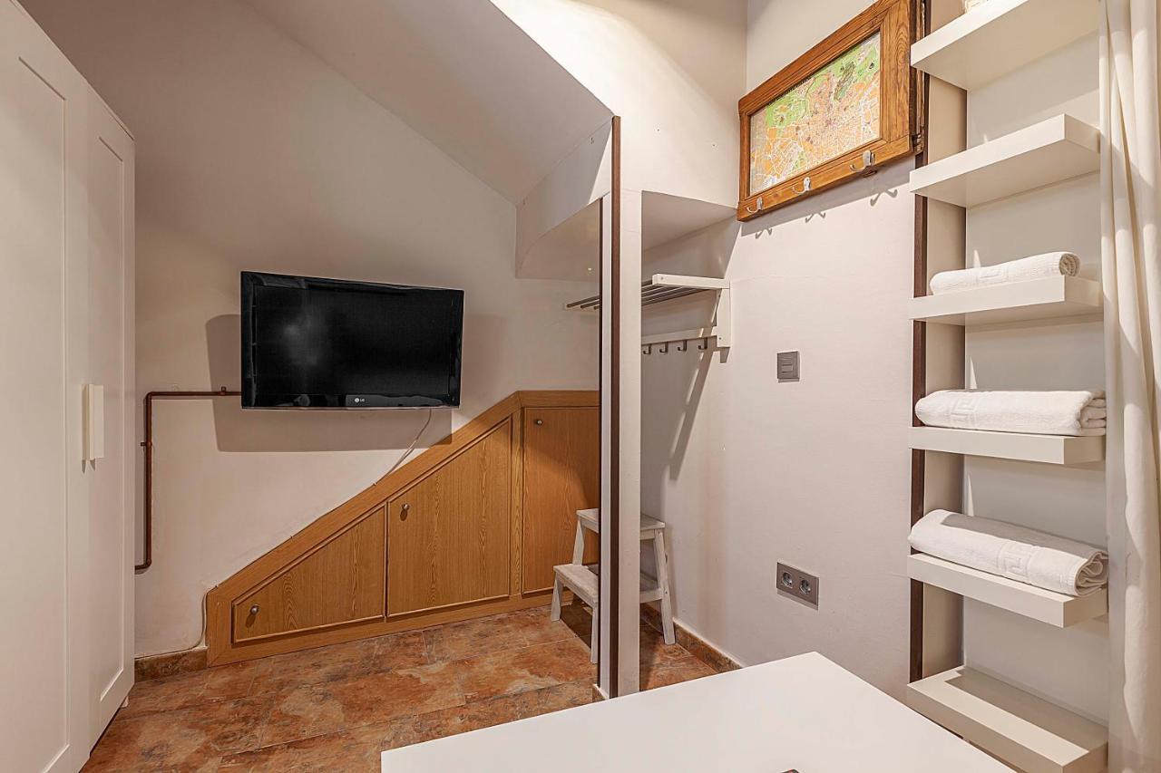 Apartamento céntrico a 10 minutos de la Alhambra con parking gratis Granada Exterior foto